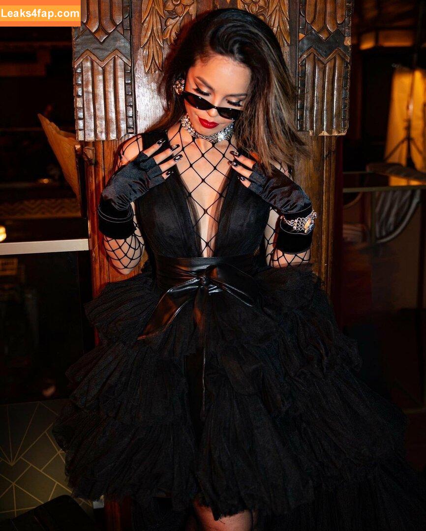 Valkyrae /  leaked photo photo #0894