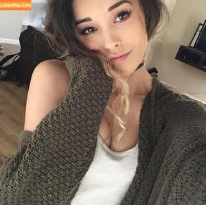 Valkyrae photo #0449