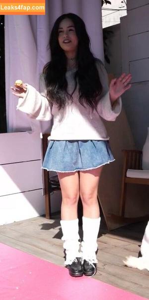 Valkyrae photo #0692