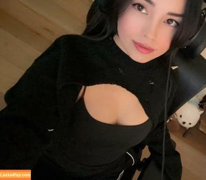 Valkyrae photo #0800