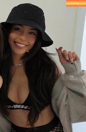 Valkyrae photo #0999