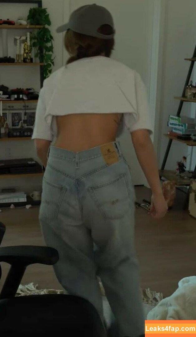 Valkyrae /  leaked photo photo #1170