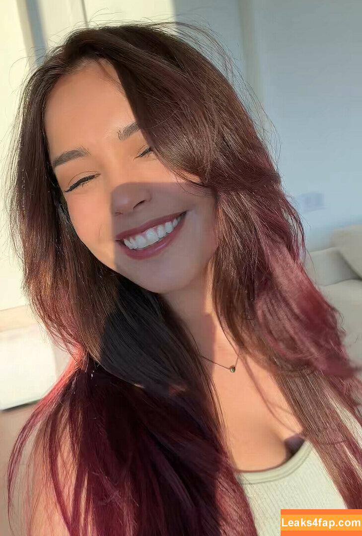 Valkyrae /  leaked photo photo #1207