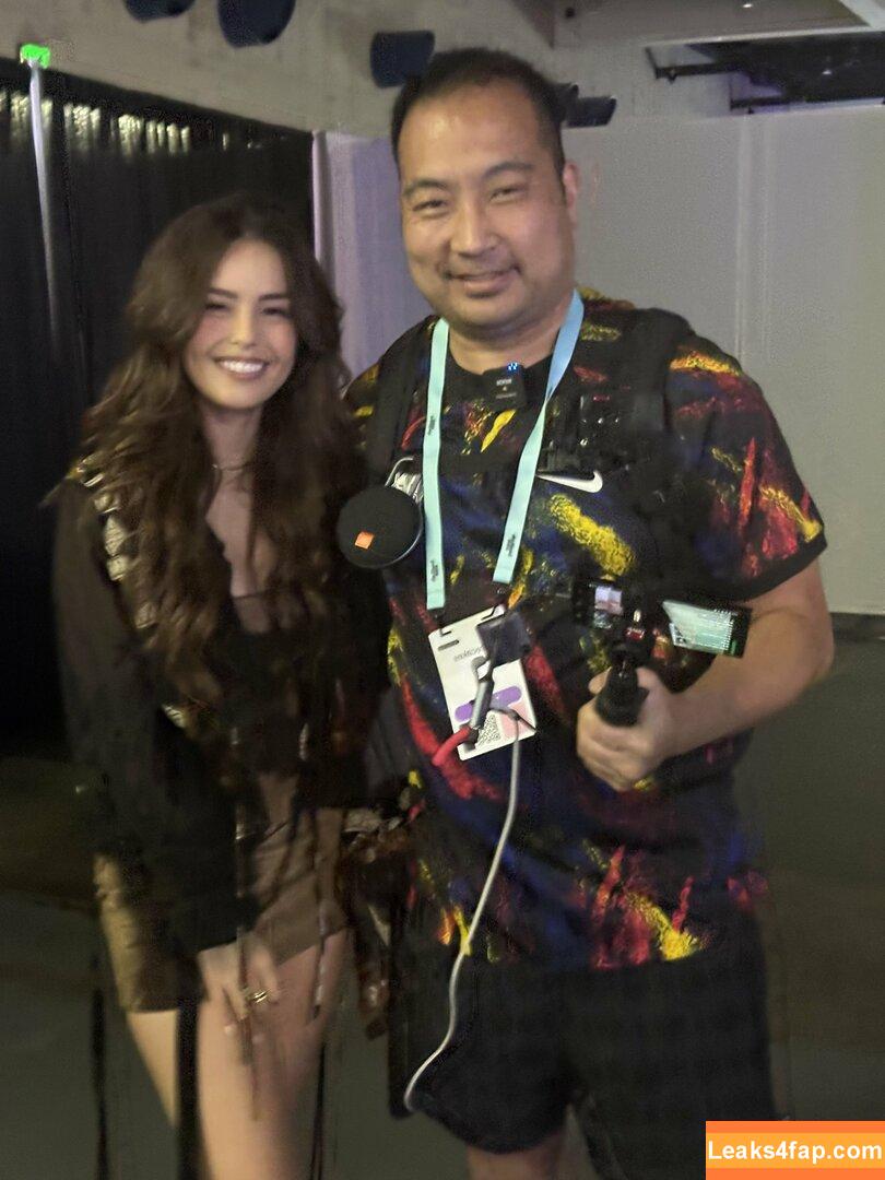 Valkyrae /  leaked photo photo #1560
