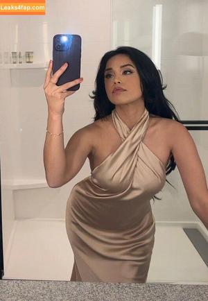 Valkyrae photo #1074