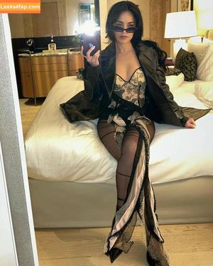 Valkyrae photo #1102