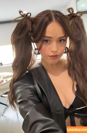 Valkyrae photo #1412