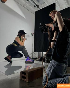 Valkyrae photo #1433