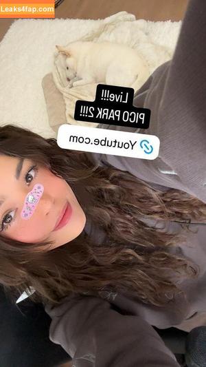 Valkyrae photo #1445