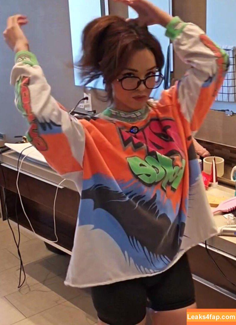 Valkyrae /  leaked photo photo #2079