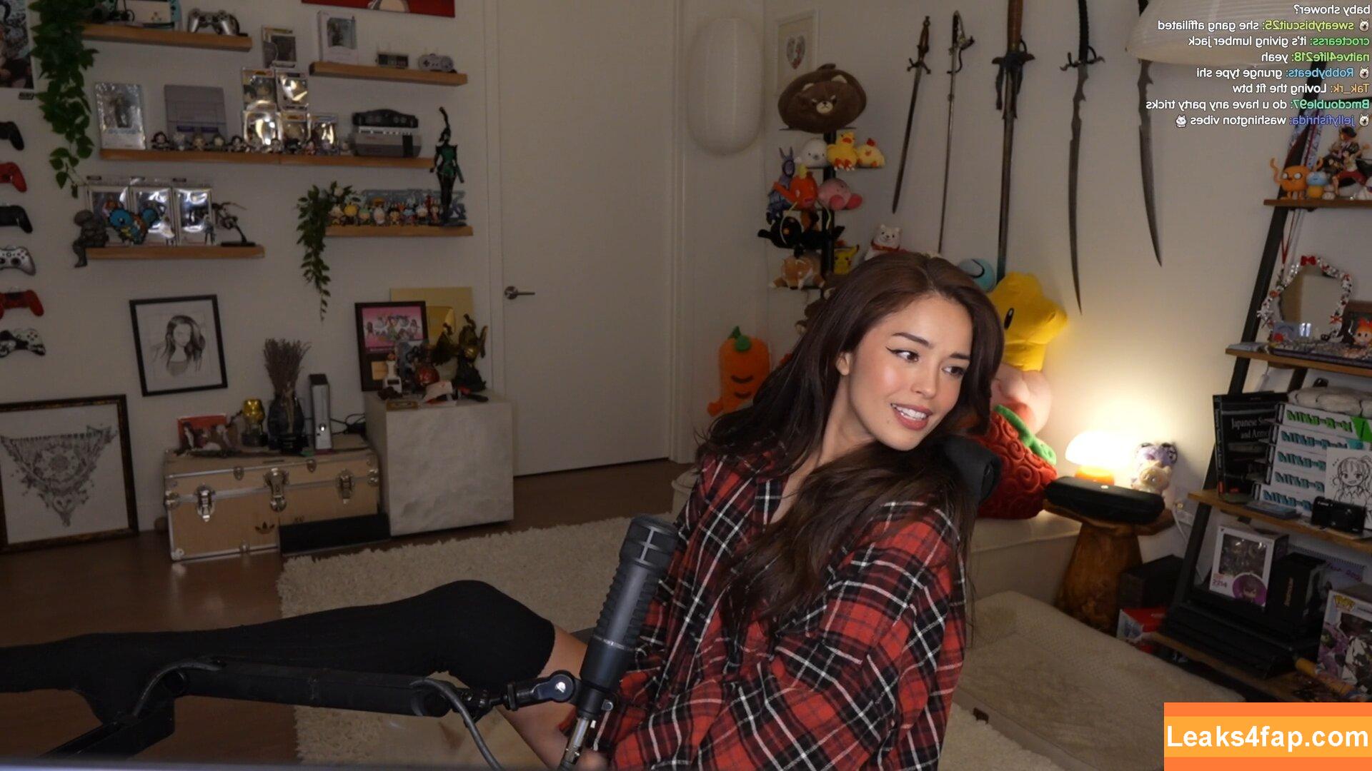 Valkyrae /  leaked photo photo #2310