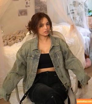 Valkyrae photo #2283