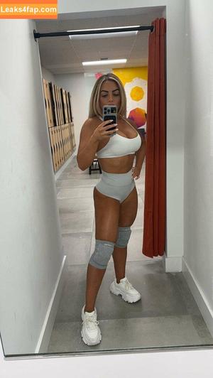 Mandy Rose фото #0001