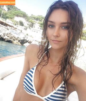 Rachel Cook photo #0028