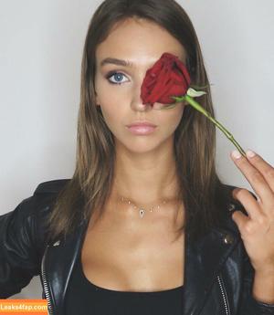 Rachel Cook photo #0022