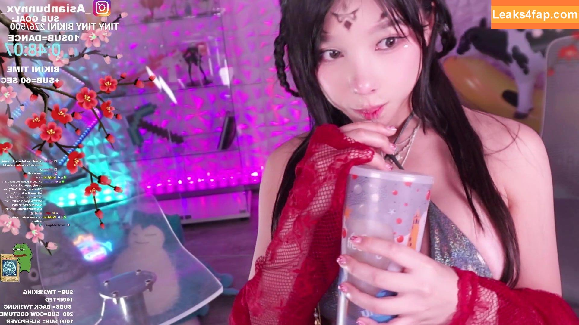 AsianBunnyX / _asianbunnyx_ leaked photo photo #0017