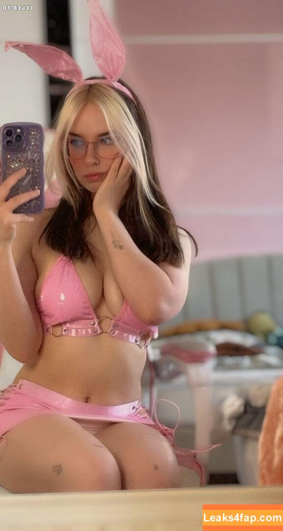 Blossom.prinxess leaked photo photo #0036