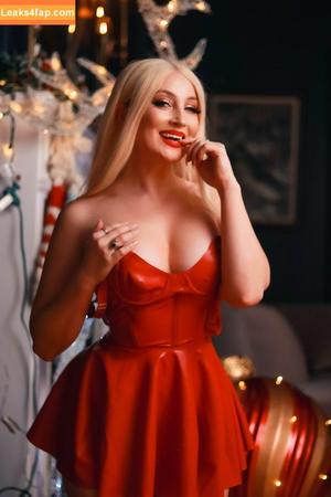 Holly Wolf photo #0219