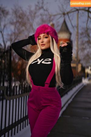 Holly Wolf photo #0599