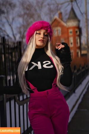 Holly Wolf photo #0600