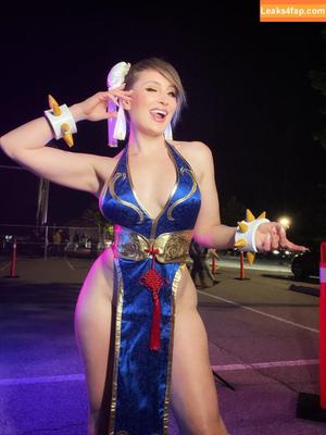 Holly Wolf photo #0870