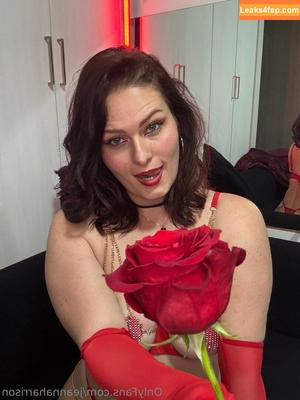 Jeanna Harrison photo #0345