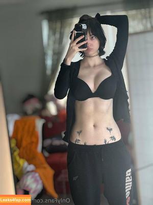 Julia.neis photo #0016