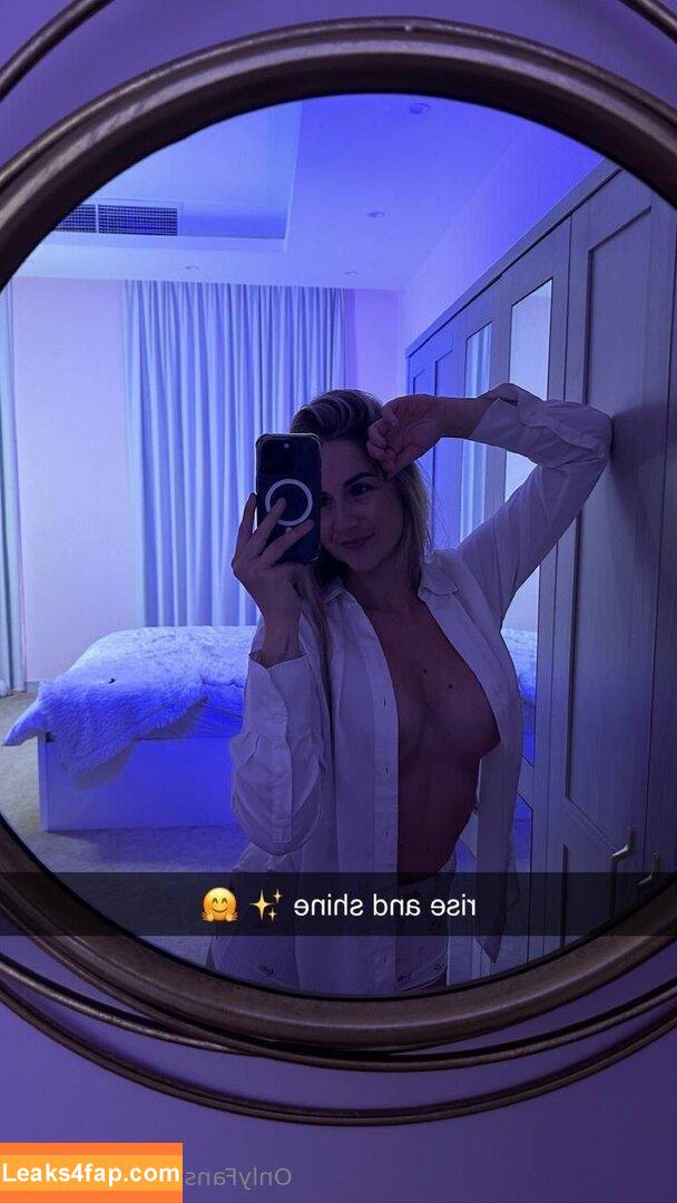 Lara.Lane / its.laralane leaked photo photo #0006