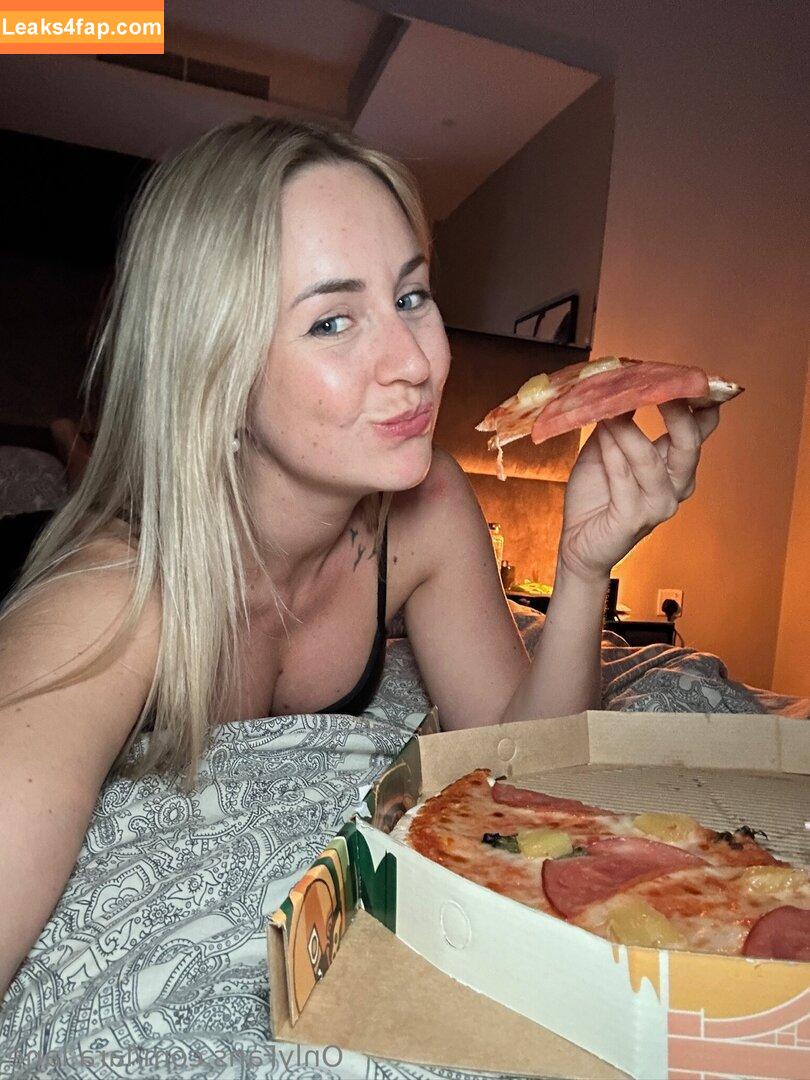 Lara.Lane / its.laralane leaked photo photo #0015