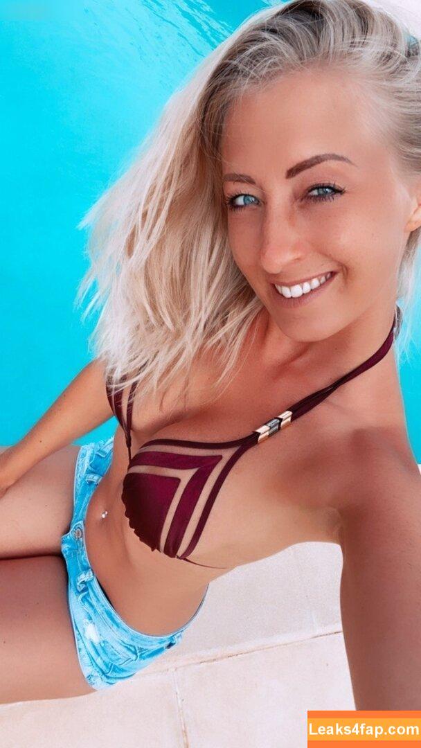 Leonie Pur / TheMagicMuffin / https: / leonie_pur / leoniepur leaked photo photo #0037