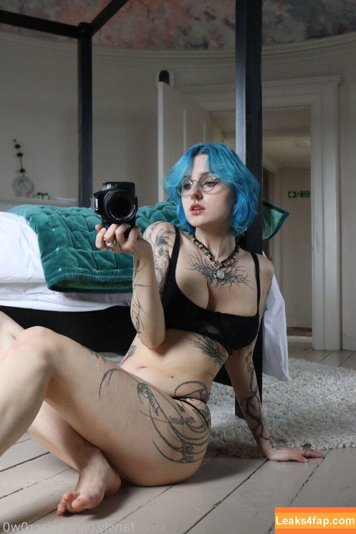 Lyra Crow / lyracr0w0 / lyracr0w0-vip leaked photo photo #0009