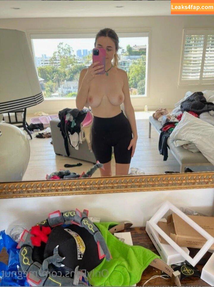 Megan Guthrie / megnut / megnutt02 leaked photo photo #0953