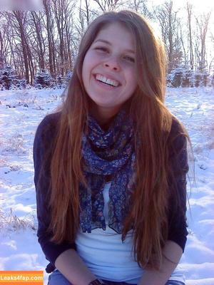 Miriam Gast photo #0021