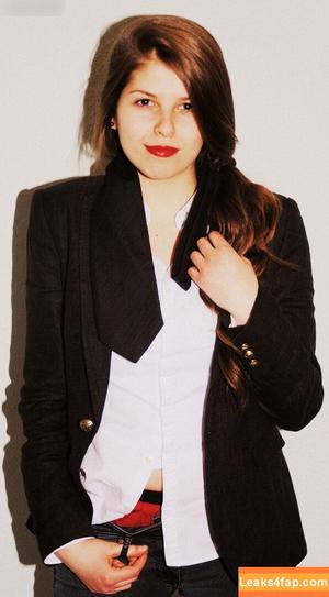 Miriam Gast photo #0023