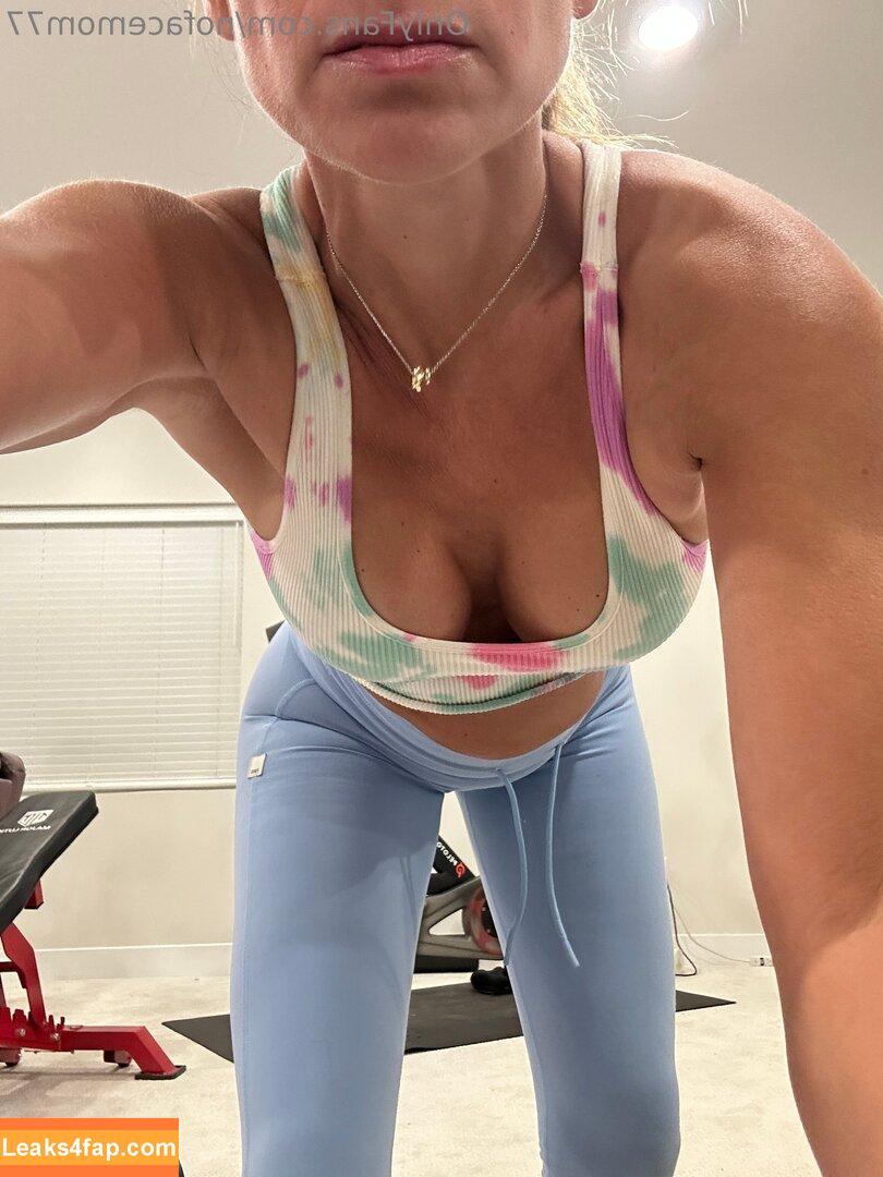 nofacemom77 / jess.noface leaked photo photo #0002