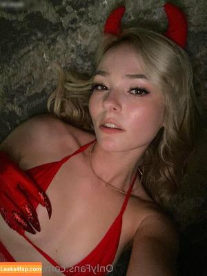 OMGCosplay photo #0196