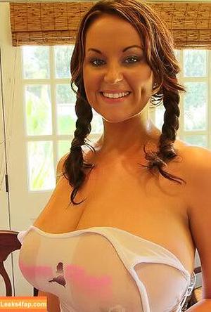 Sarah Curr photo #0014