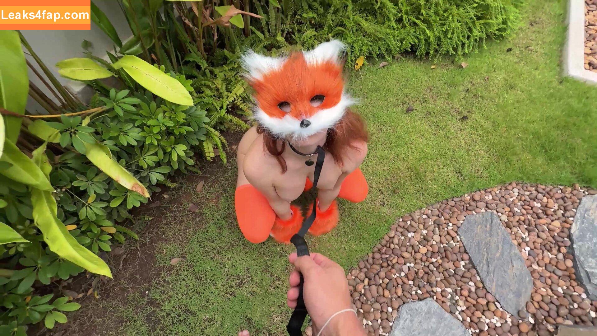 Sweetie Fox / MoonFleur / sweetiefox_of / swfx_real leaked photo photo #0009