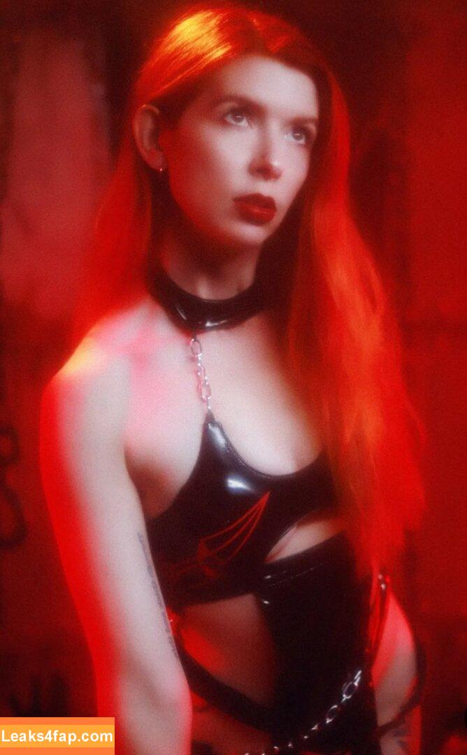 Vampx13 / Amanda McKnight / Gwen Wattson слитое фото фото #0011