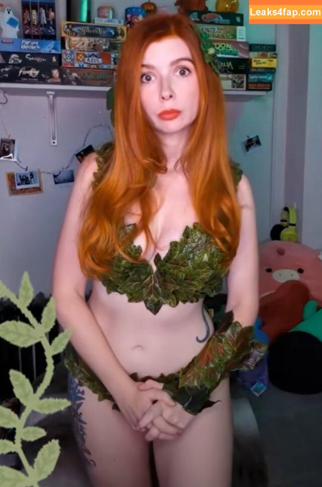 Vampx13 / Amanda McKnight / Gwen Wattson leaked photo photo #0018