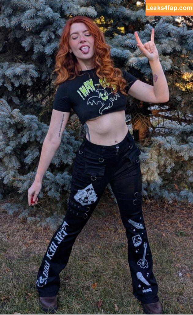 Vampx13 / Amanda McKnight / Gwen Wattson leaked photo photo #0030