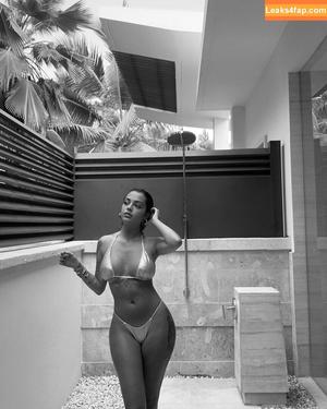 Malu Trevejo photo #0001