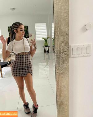 Malu Trevejo photo #0035