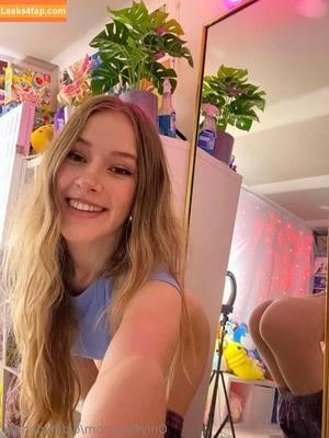 Diddly ASMR photo #0001