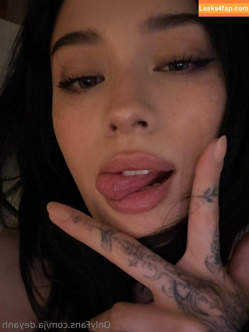 JadeyAnh / ja.dey / vylerria leaked photo photo #0001