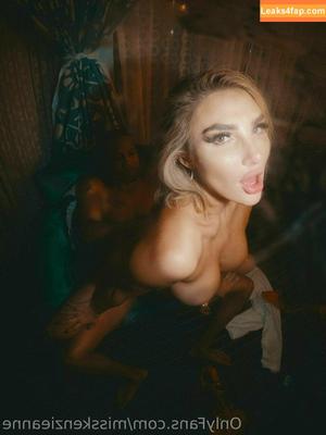 Kenzie Anne photo #0082