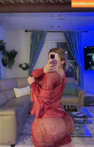 Lindsay Capuano photo #0049