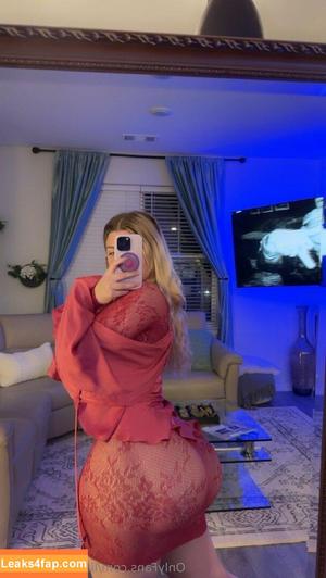 Lindsay Capuano photo #0057