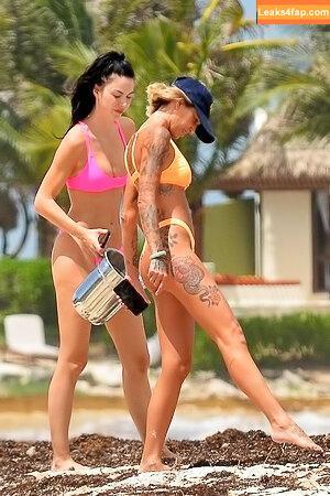 Nicole Dobrikov /  leaked photo photo #0002