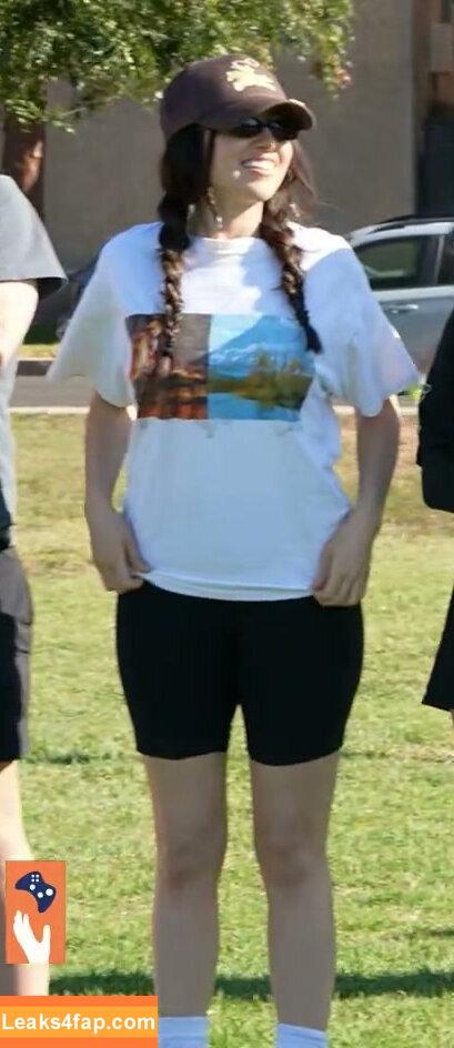 Pokimane / pokimanelol / pokinaneonlyfan leaked photo photo #0357